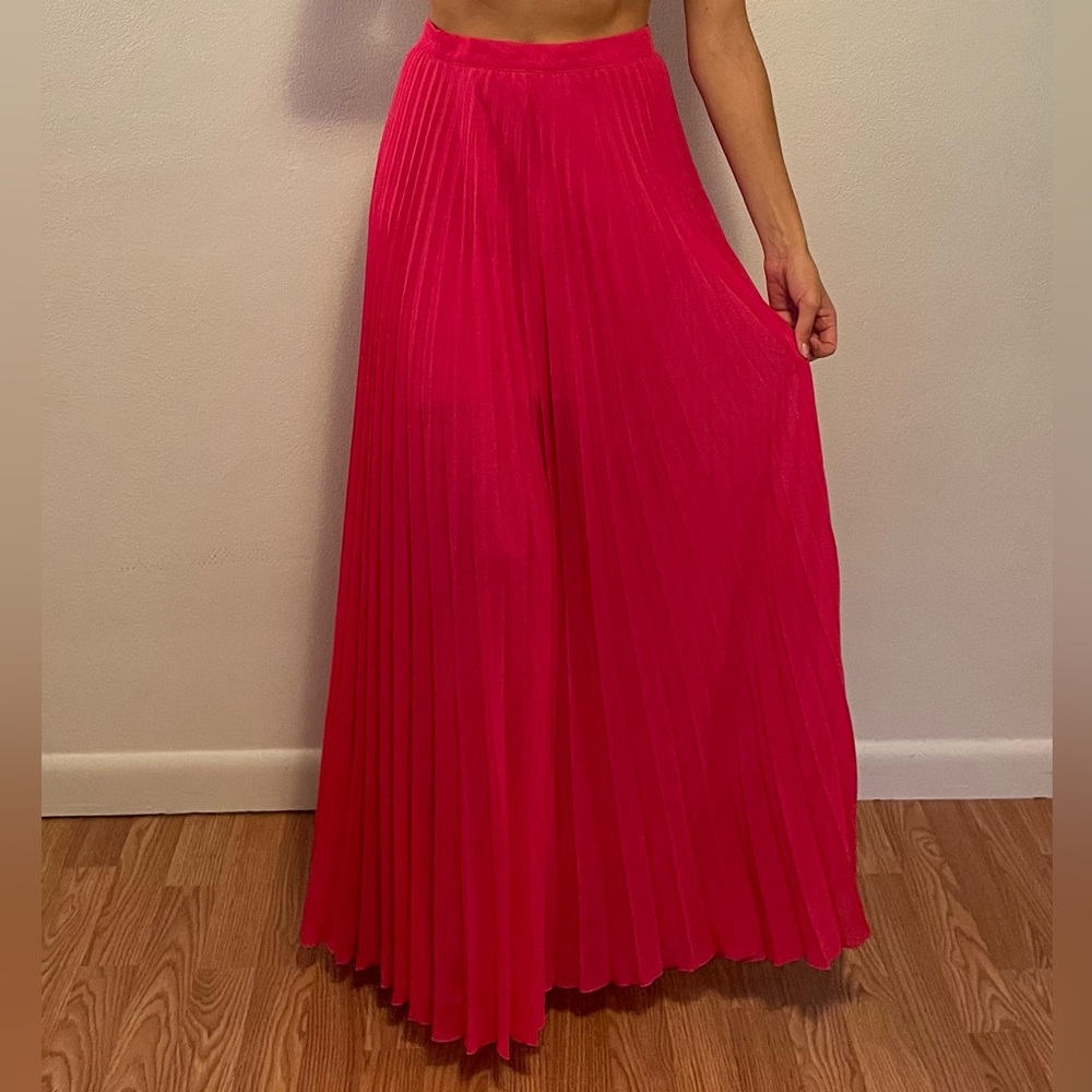 Bebe skirt